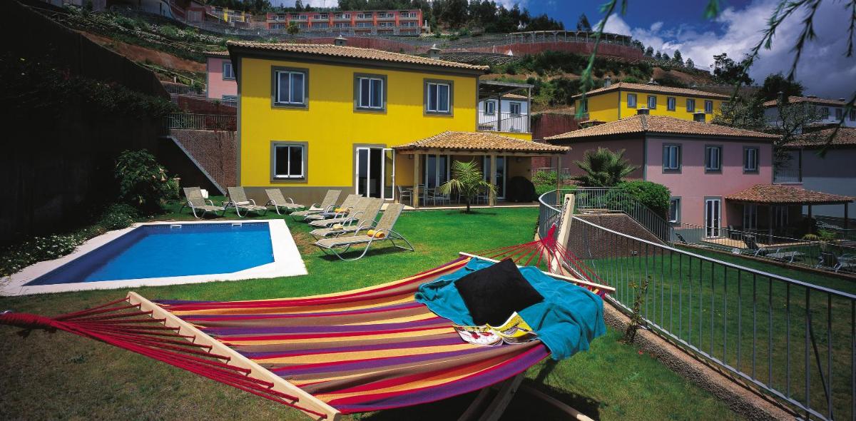 O edifício onde o resort está situado