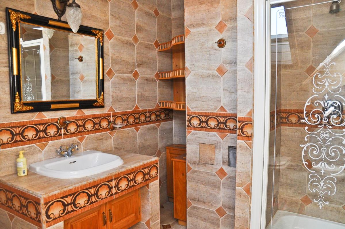 Gombos Apartman - Housity