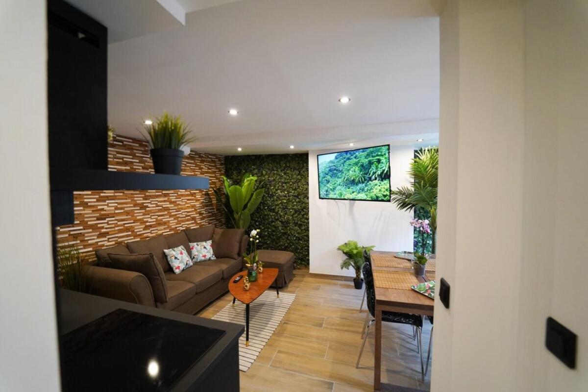 Suitetrails - Capstay Jungle centre ville & Netflix