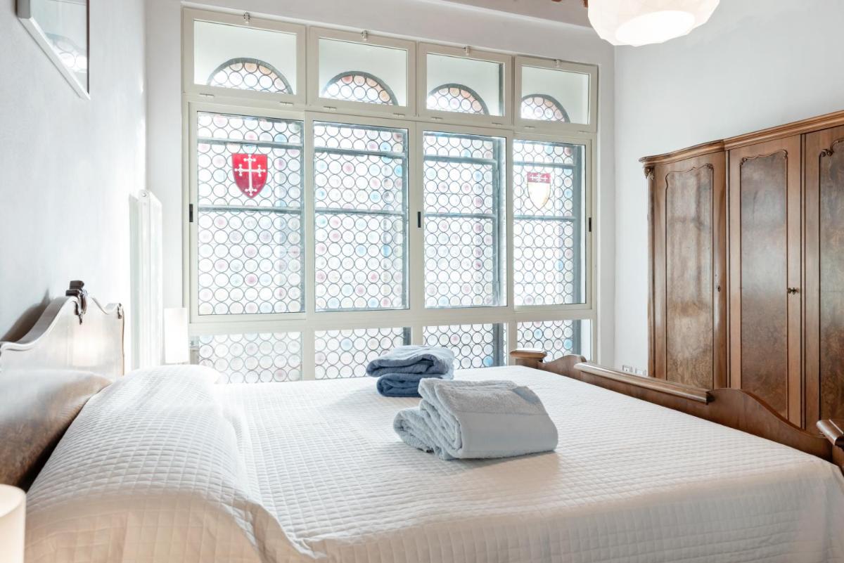 Exclusive Corso Italia Penthouse - Housity