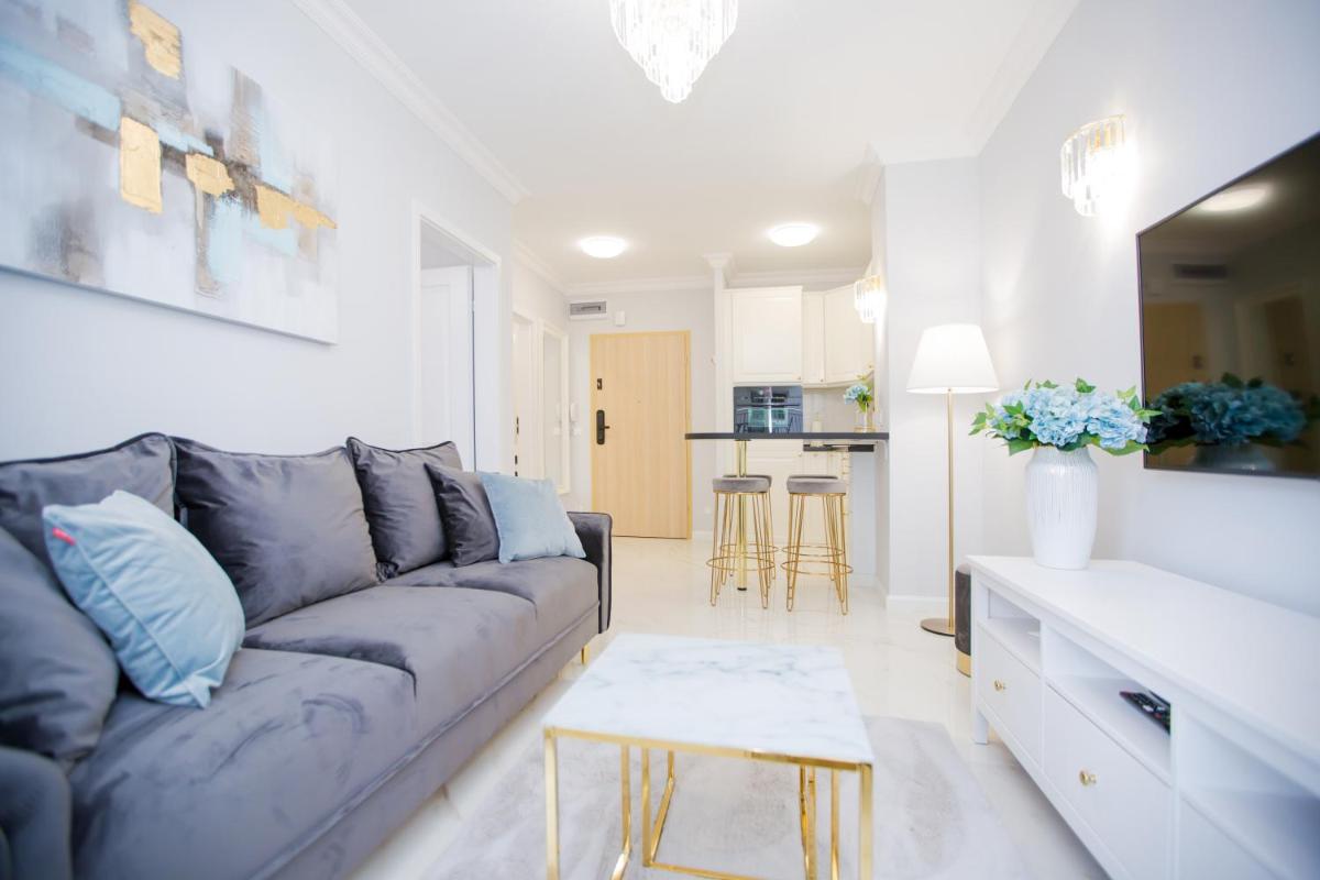 Hamptons Apartment - Housity