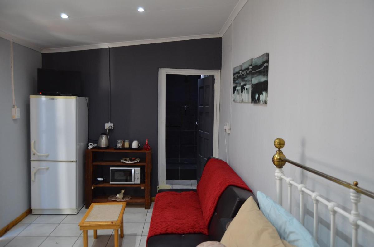 A & R Guesthouse - Housity