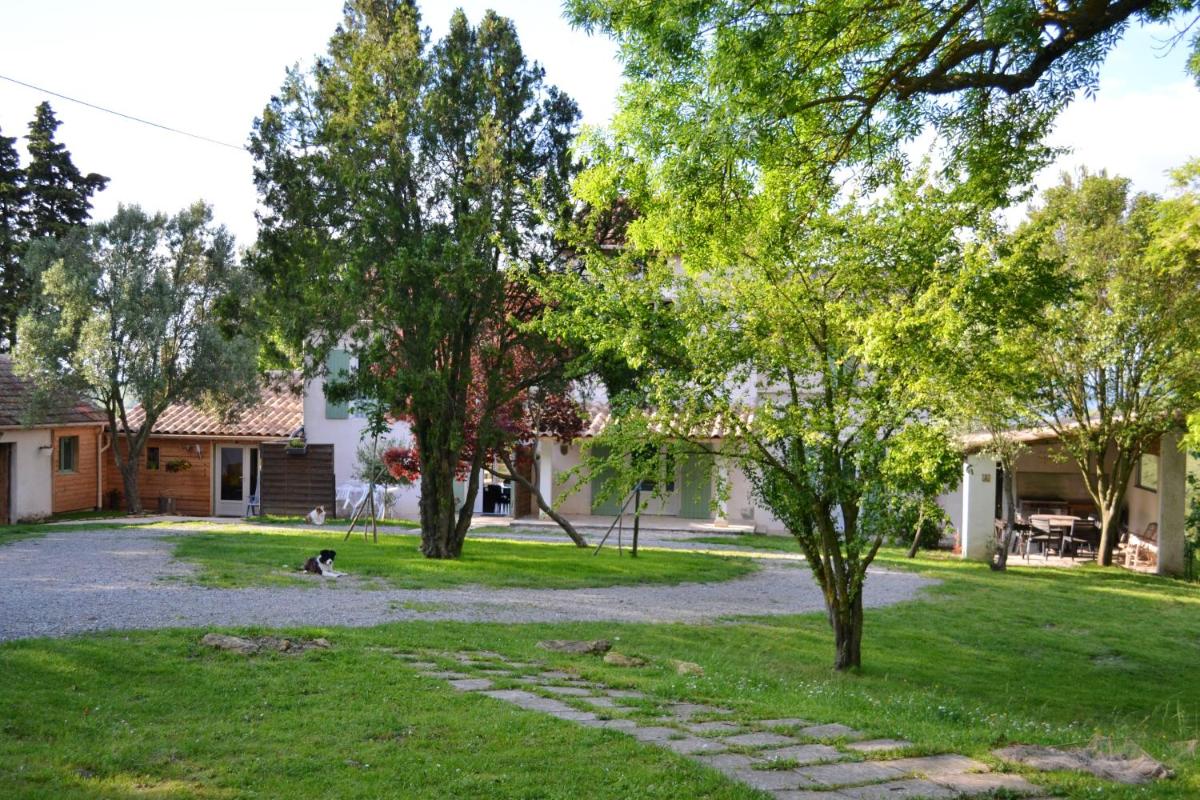 Villa spacieuse a Laurac avec piscine partagee 160 m² - Housity