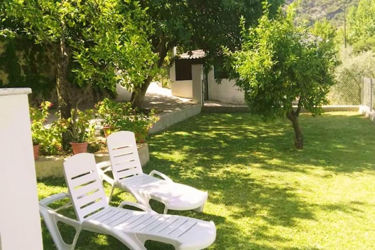 Charming Villa in Benamahoma + Pool - Housity