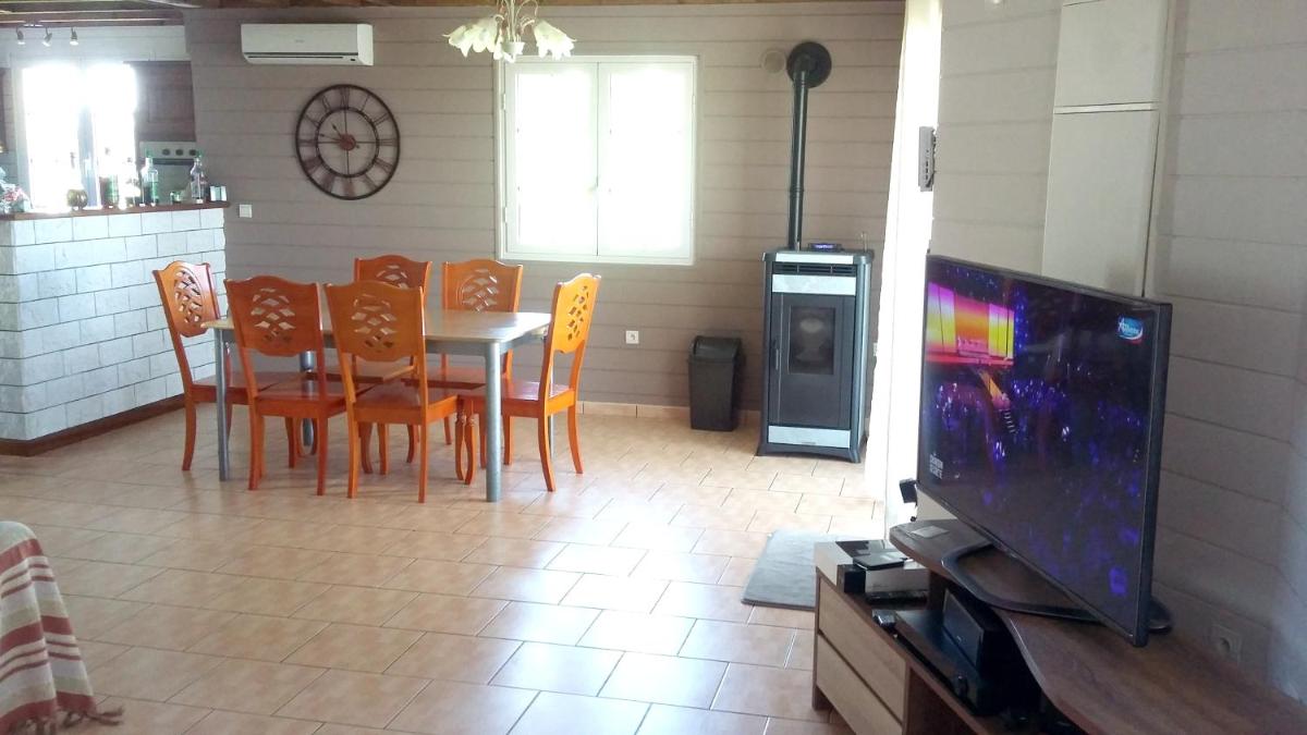 Maison de 5 chambres avec jardin clos et wifi a La Plaine des Cafres - Housity