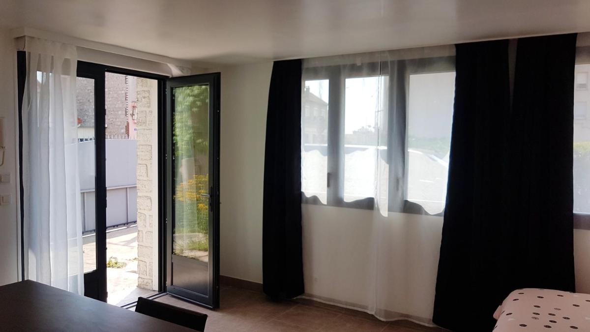 Studio charmant a Argenteuil 35 m² Parking inclus - Housity