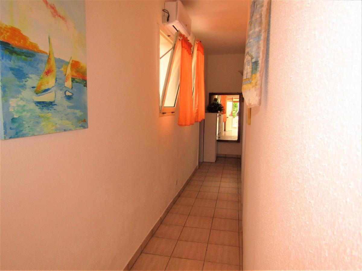 2 bedrooms house at Torre San Giovanni 700 m away from the beach with enclosed garden and wifi - Housity