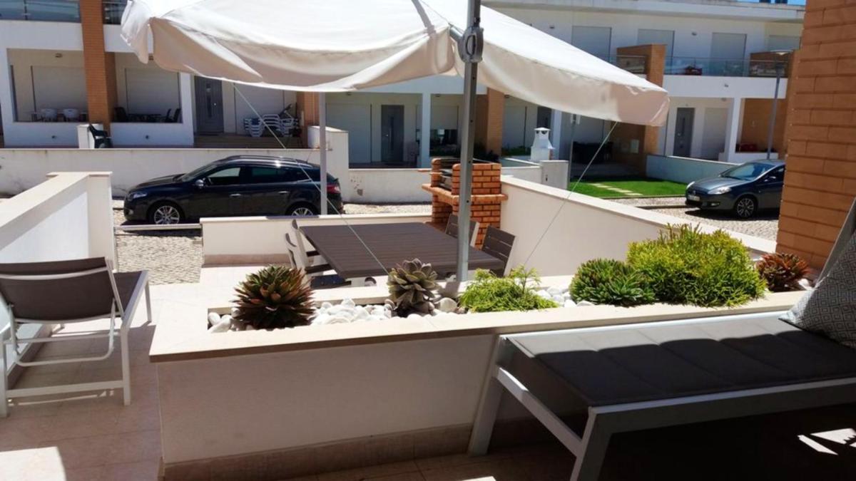 Modern House in Albufeira + Pool - Housity
