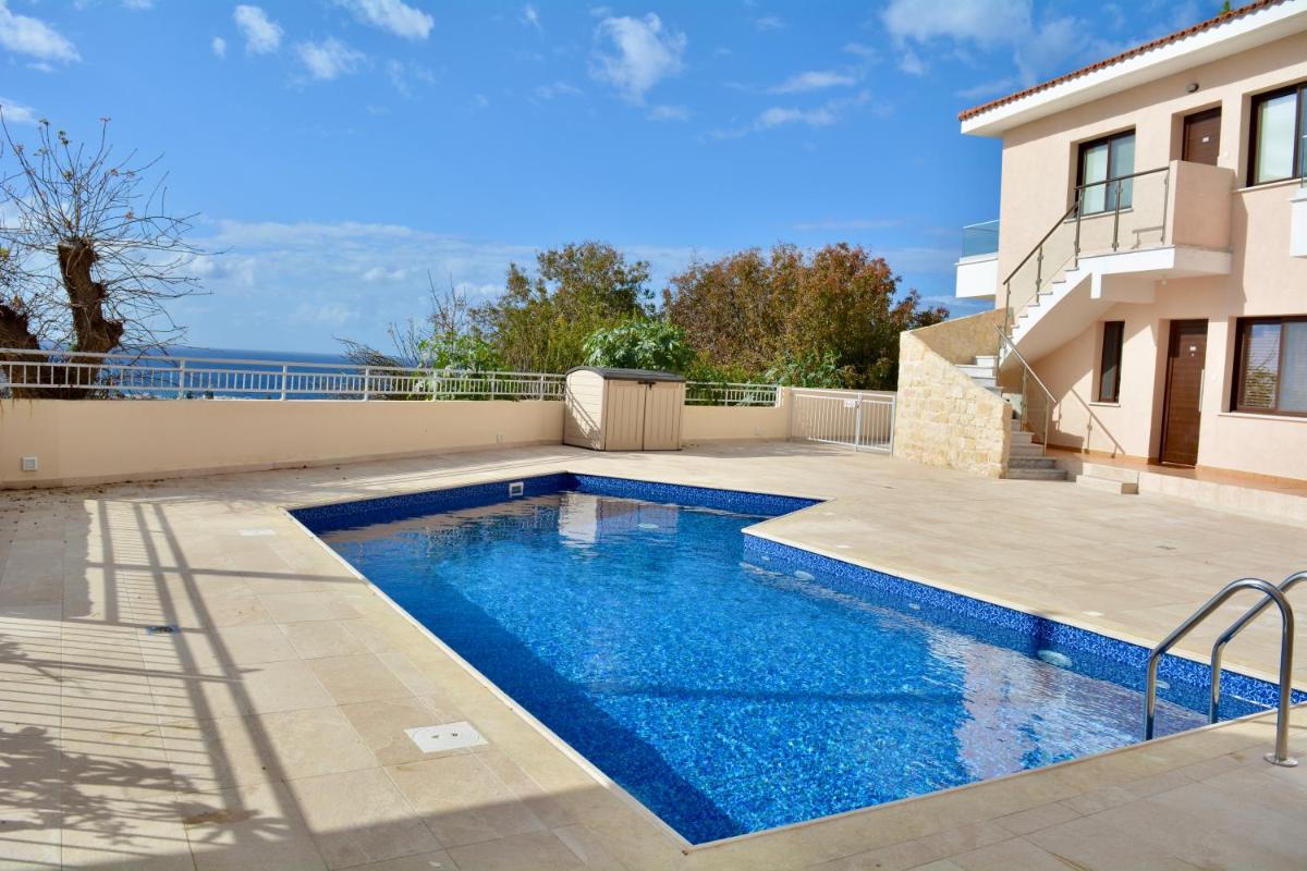 Suitetrails - Panorama - Chlorakas Paphos - New Deluxe 2 Bed Apt By Yiota