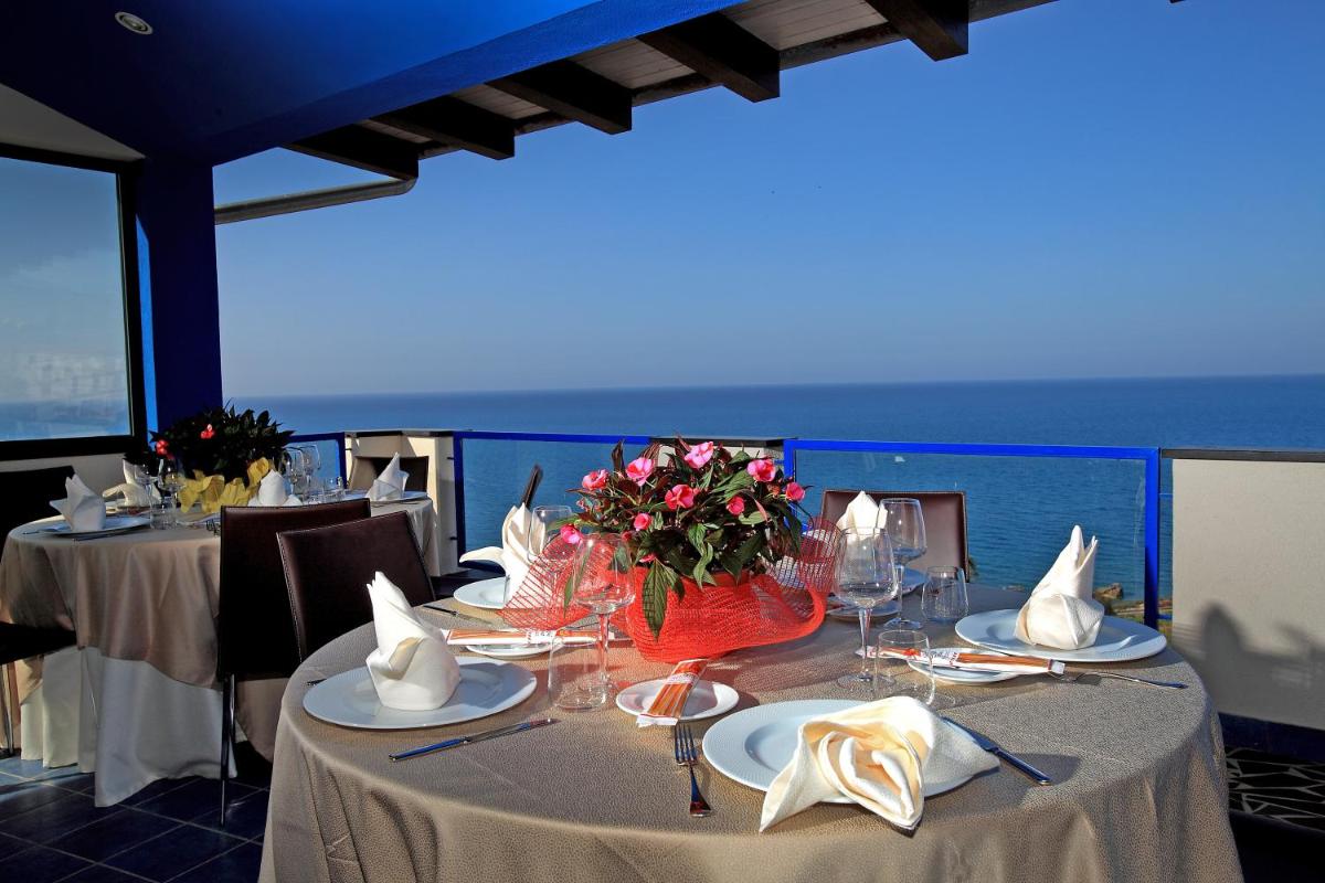 Tus'Hotel - Housity