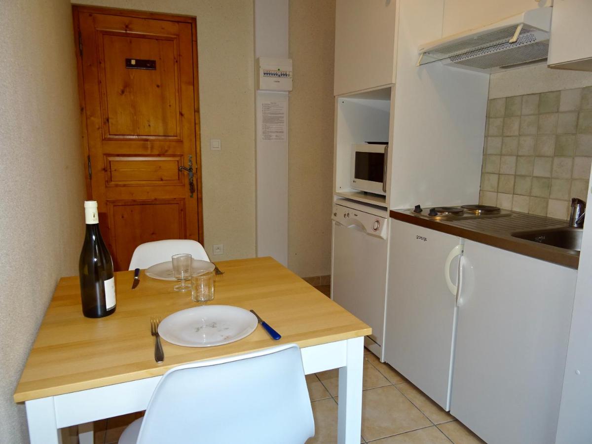 Les Oulles - Housity