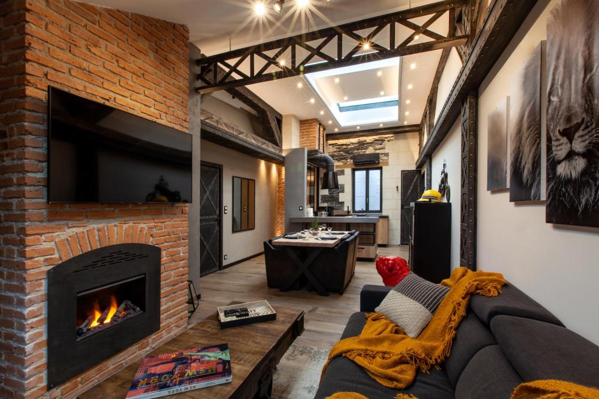 OLuxuxy49 - Appartements T3 de prestige, Place du Ralliement, 2ème 3ème et 4ème étage SANS ASCENSEUR - Hizvo