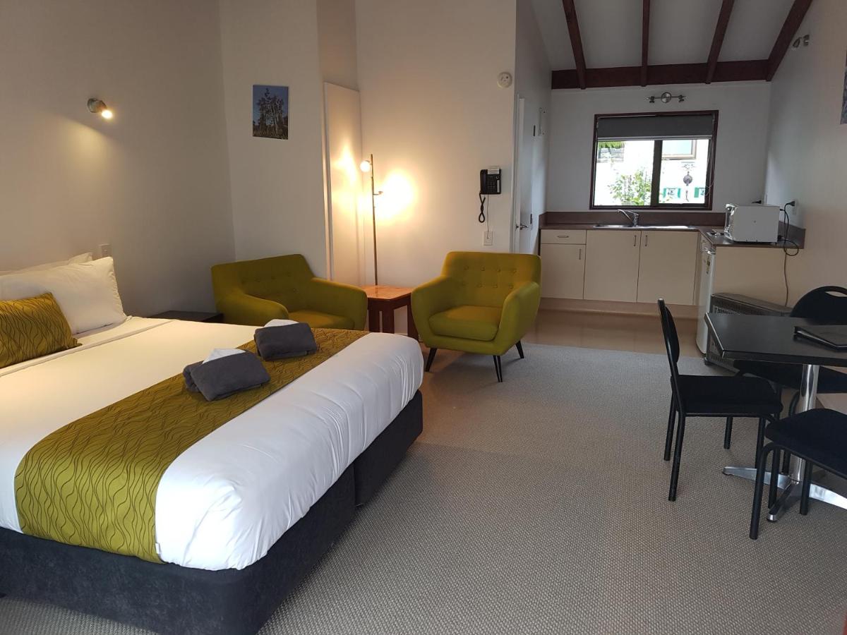 Lake Matheson Motel - Housity