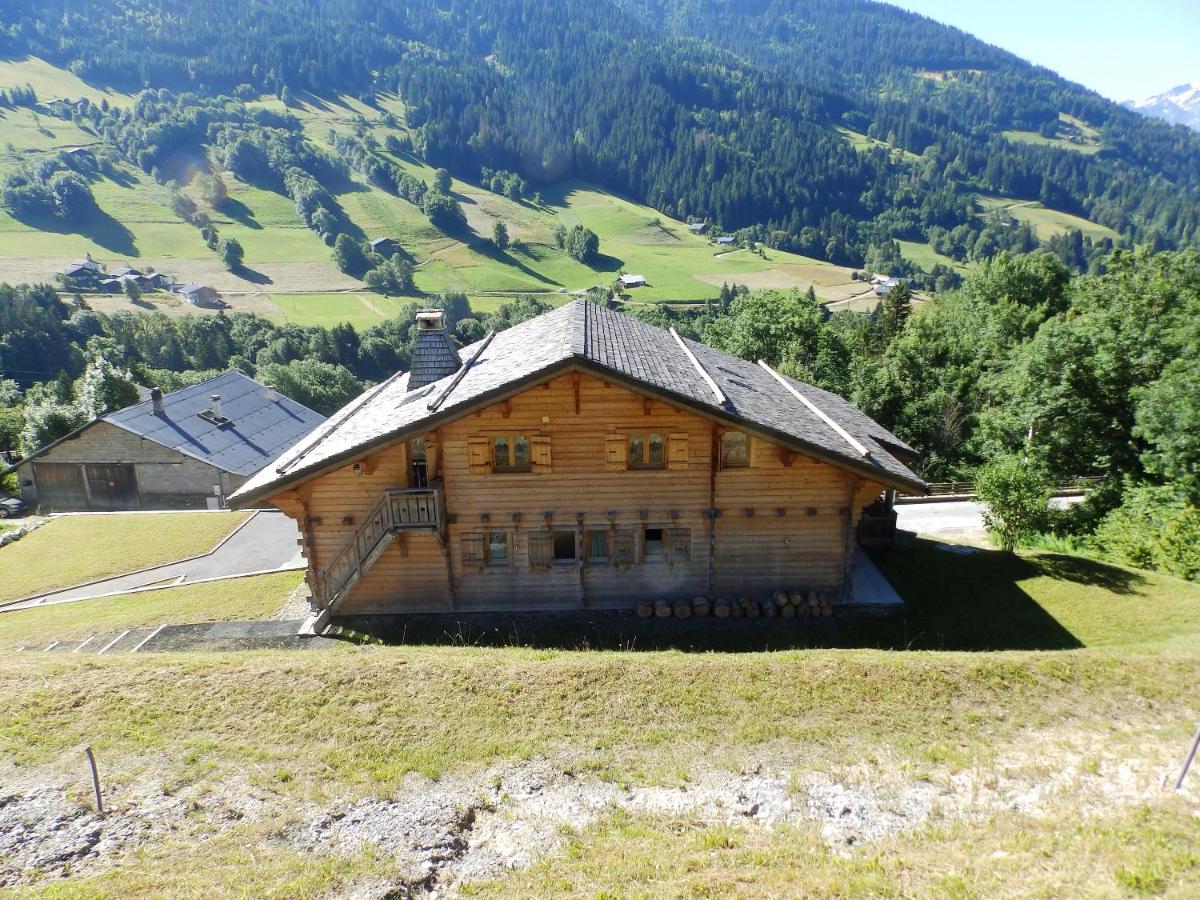 Appartement convivial à Hauteluce 64 m² avec vue sur la montagne - Housity