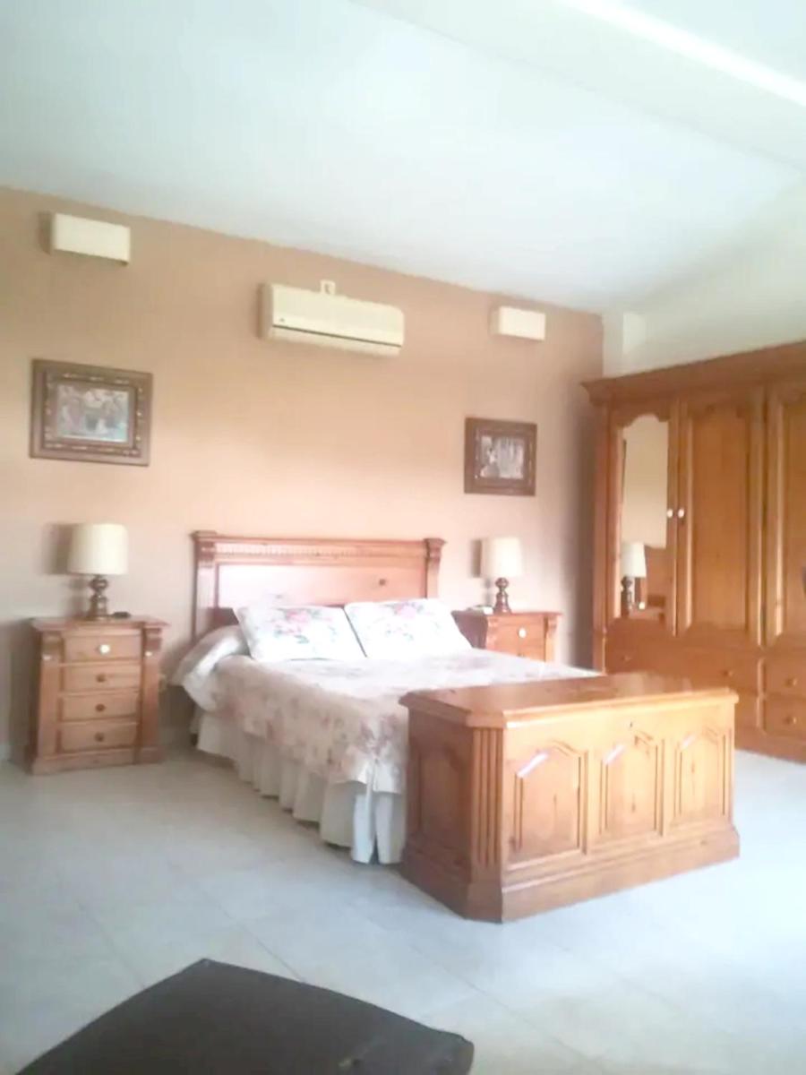Charming house in Ubeda + pool - Housity