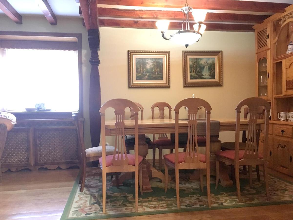 Spacious house in Navarredonda mountain view - Housity