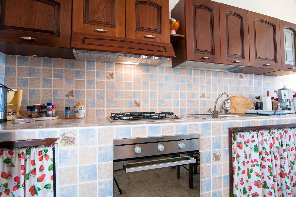 Cozy Apartment Avola 65m² Sea View - Housity