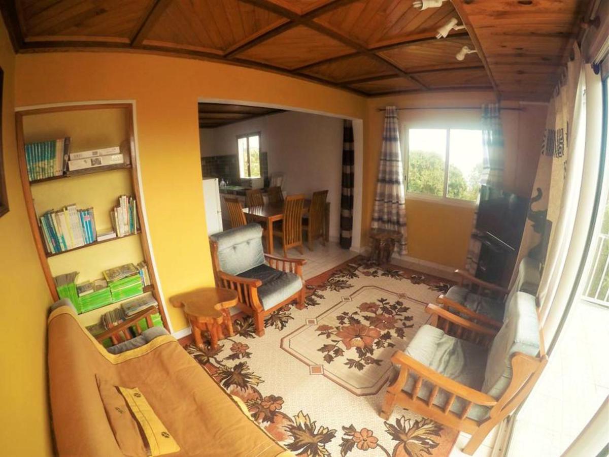 Appartement cosy au Tampon de 90 m² avec jardin relaxant - Housity