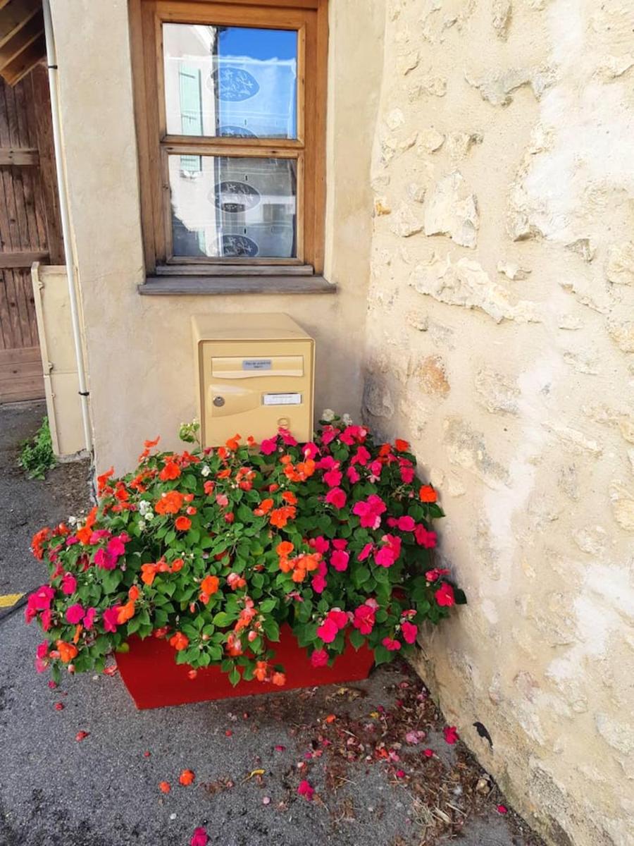 Maison de 2 chambres avec wifi a Chalo Saint Mars - Housity