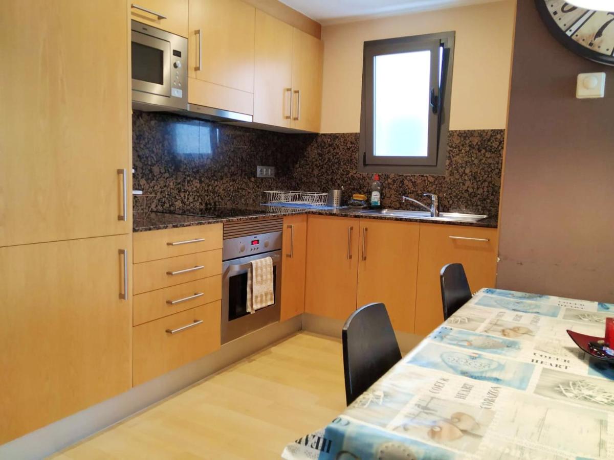 3 bedrooms appartement with furnished terrace and wifi at Blanes - Housity