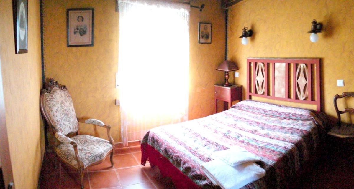 Spacious house with mountain view in Ivanrey - Housity