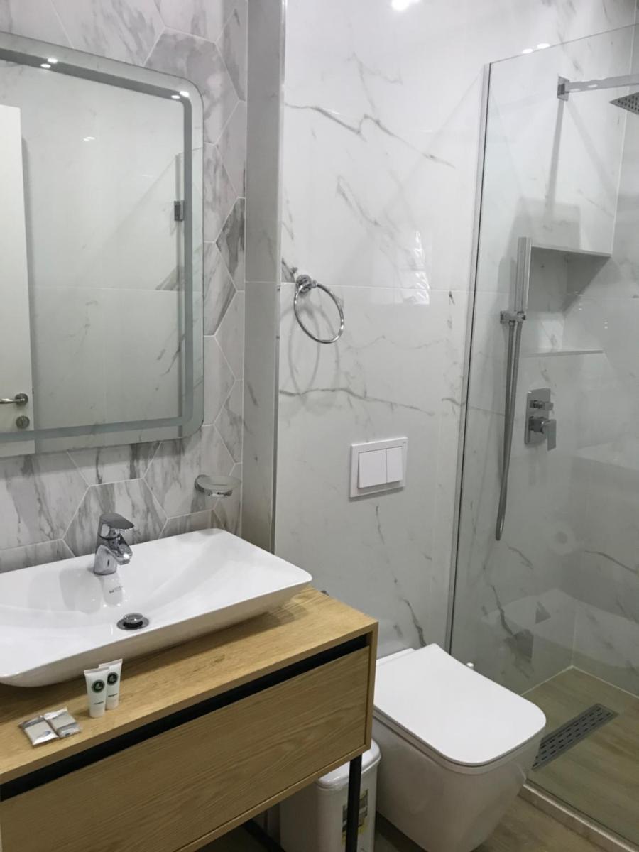 Guesthouse Sara & Esi - Housity