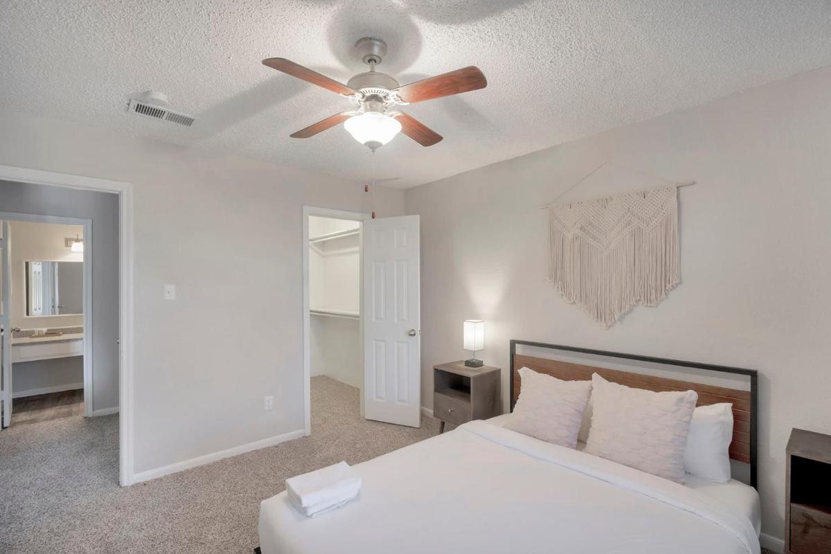 Relaxing Quaint 1BR in Heart of Midland - Housity