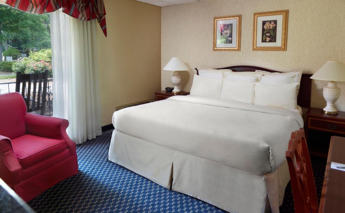 The Inn at Stone Mountain Park - Housity