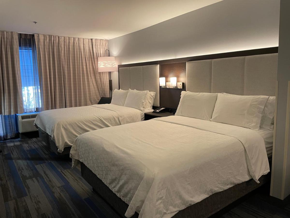 Holiday Inn Express & Suites Columbia - East Elkridge, Jessup an IHG Hotel - Housity