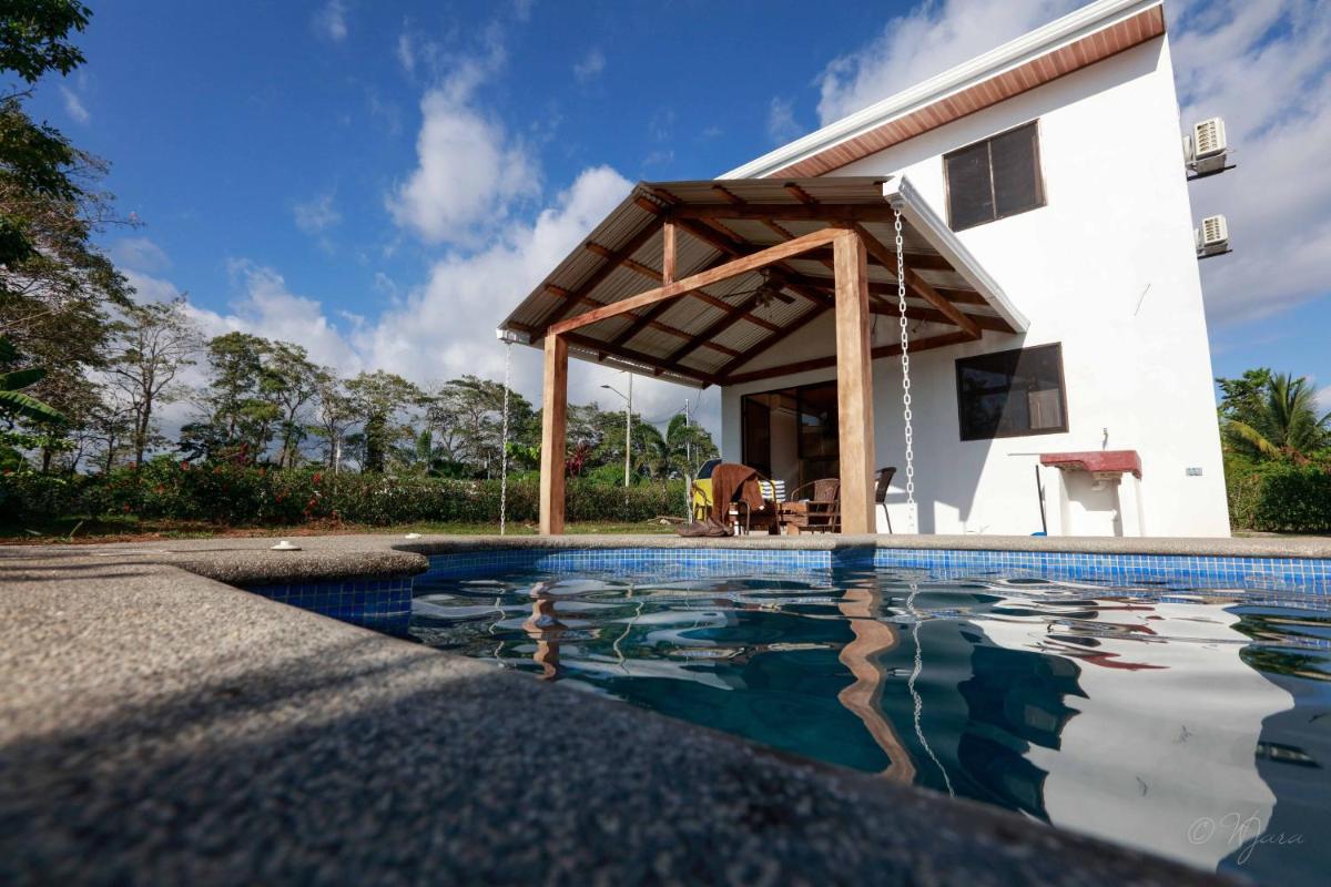 2 Comfortable New Villas Near Pacific, Private Pool with Waterfall - Housity