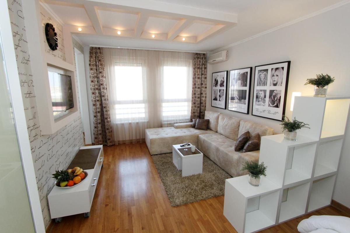 New Belgrade Apartments, parking 5 eur per day - Housity