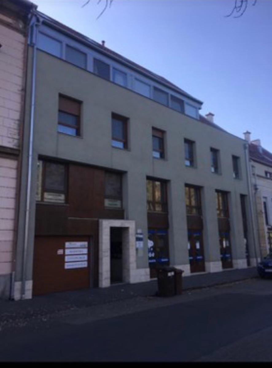 Nyugalom a belvárosban - Housity
