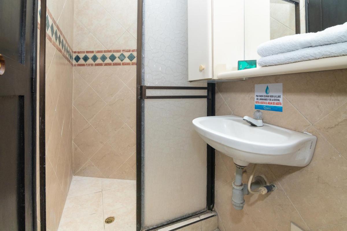 Hotel Ayenda Calypso 1142 - Housity