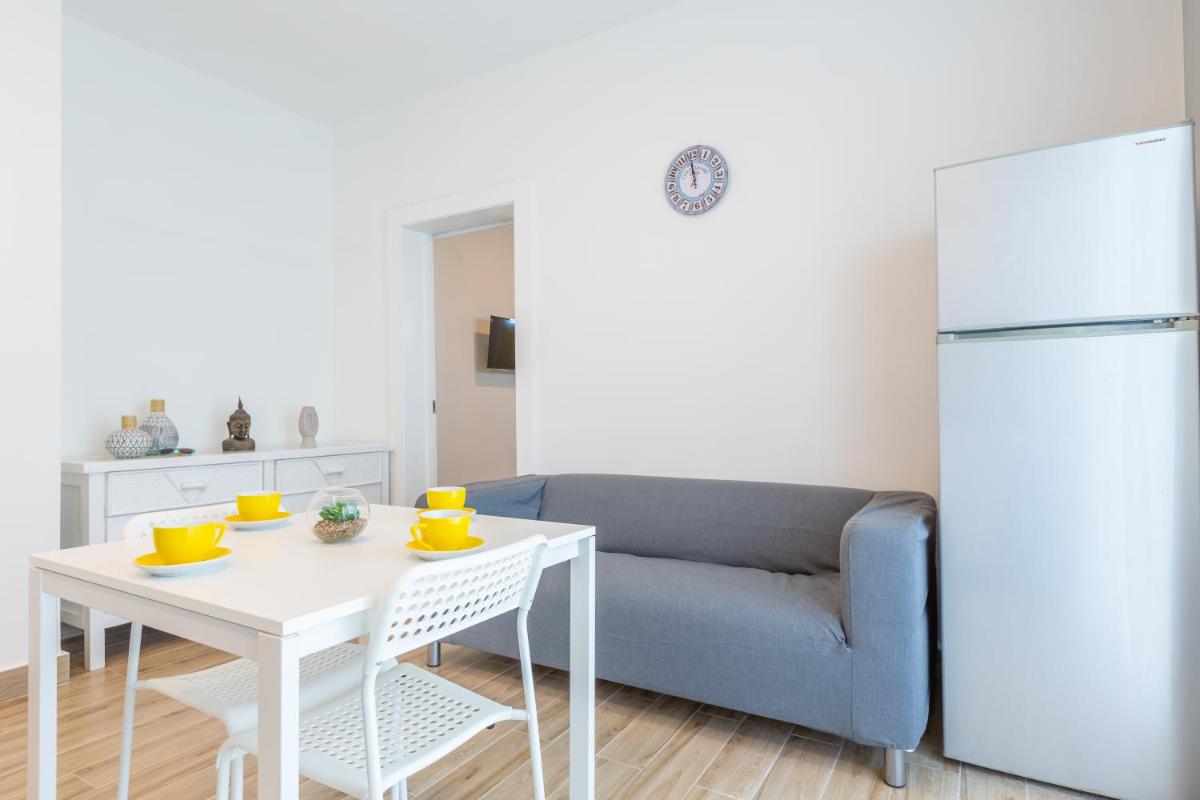 One Suite 508 - Housity