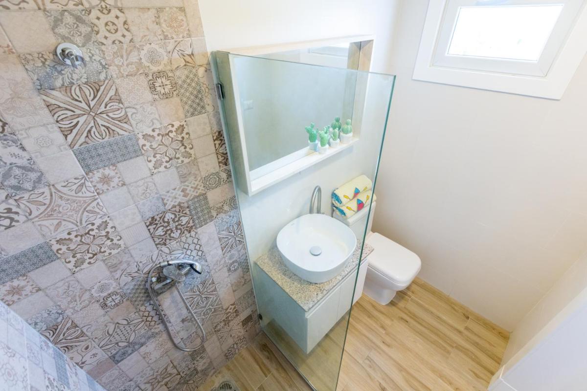 One Suite 508 - Housity