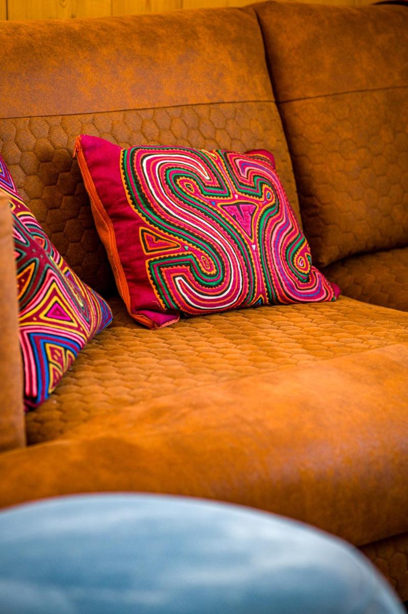 Coin salon dans l'établissement L'Outa Hotel Restaurant