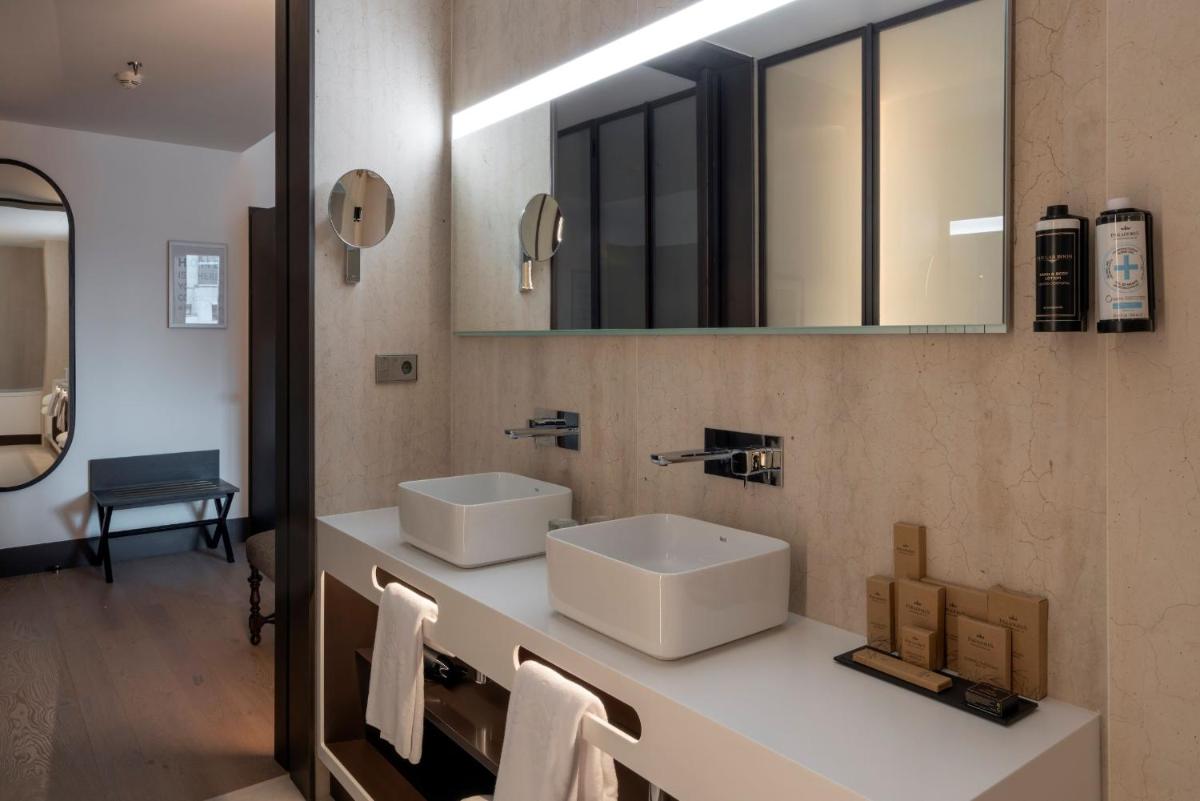 Un baño de Parador de Turismo de León