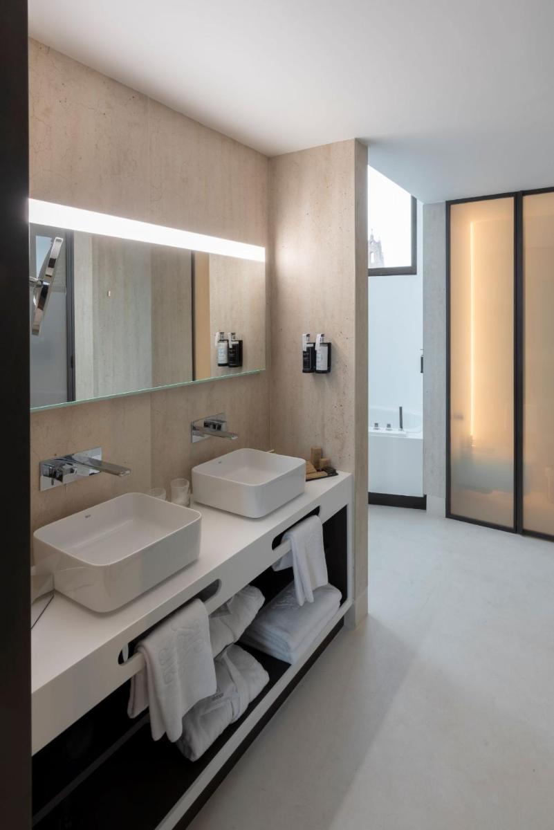 Un baño de Parador de Turismo de León
