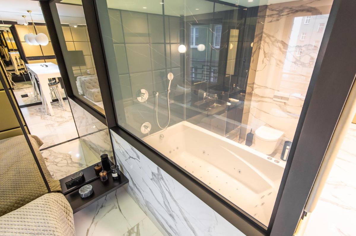 Super-Apartamenty VIP Jacuzzi - Housity