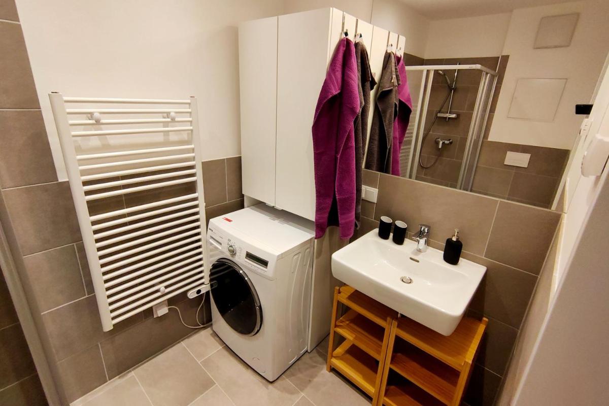 Suitetrails - LUMA Apartment near Schönbrunn with parking