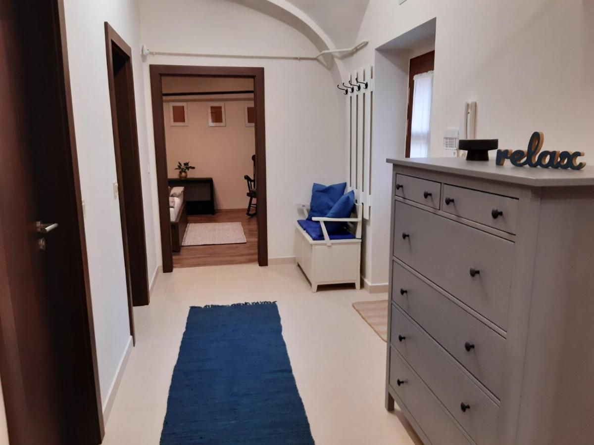 5Churches Apartment - Housity