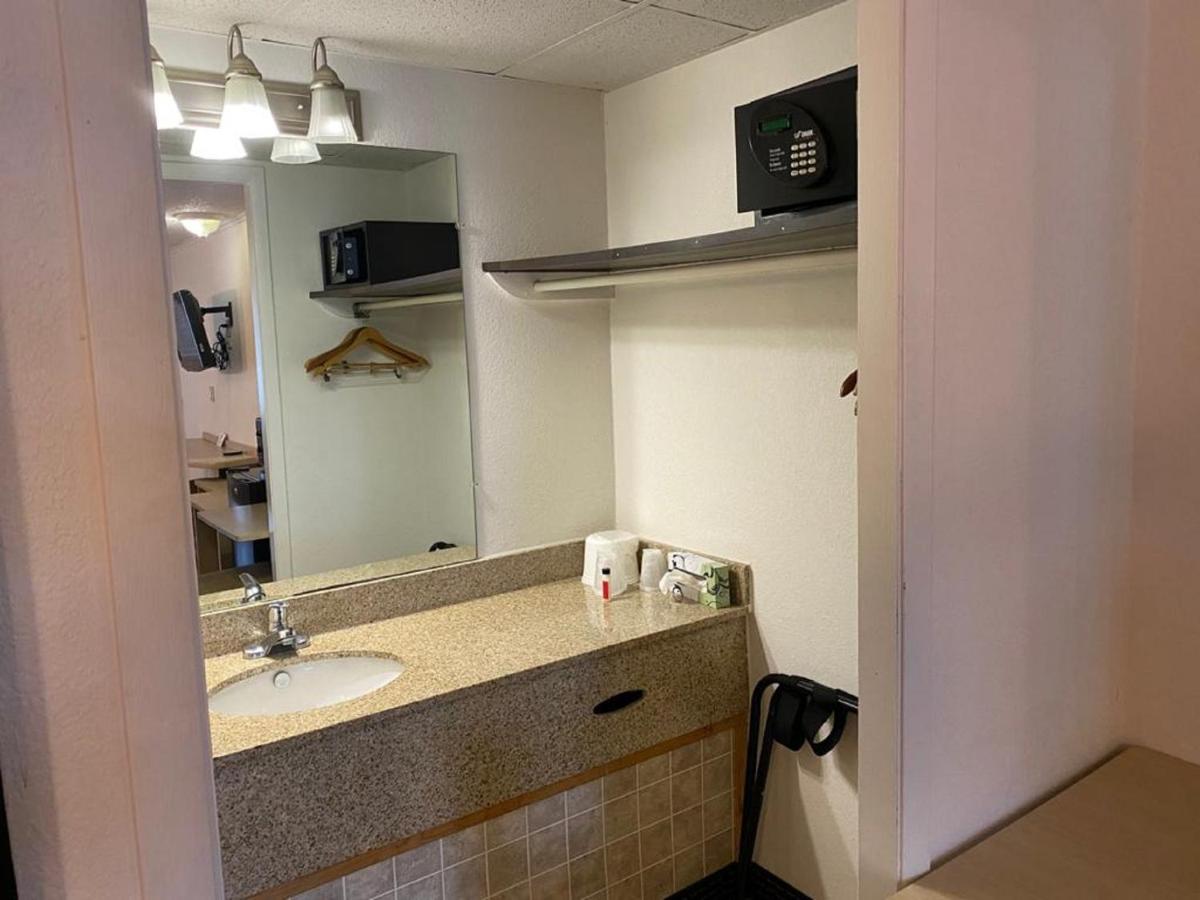 FairBridge Inn Express London - Housity