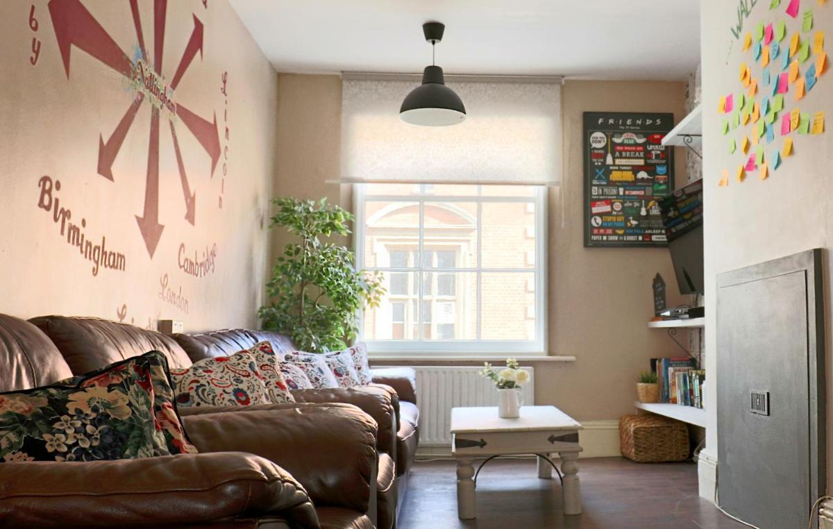 Midtown Lodge - Housity