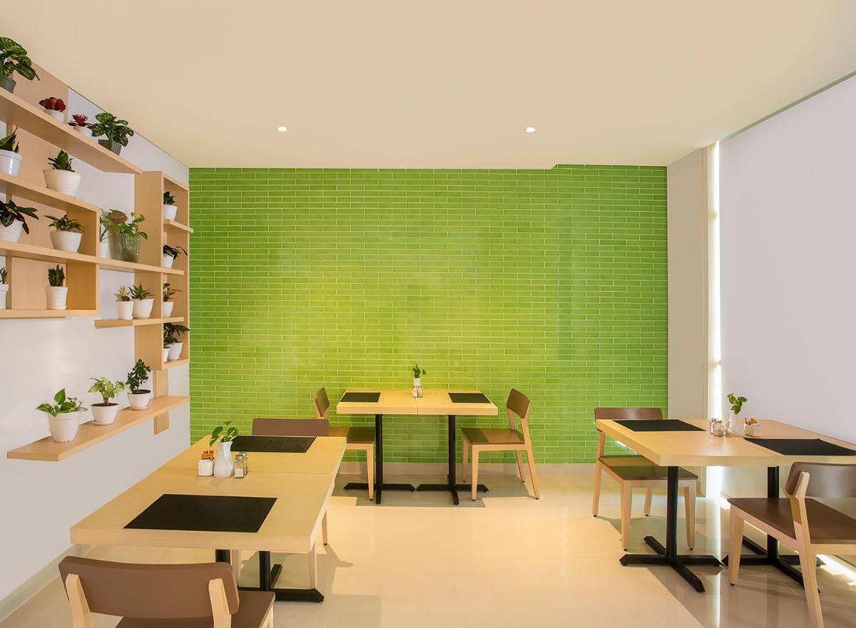 Zest Parang Raja Solo by Swiss-Belhotel International - Housity