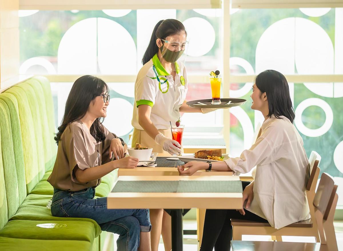 Zest Parang Raja Solo by Swiss-Belhotel International - Housity