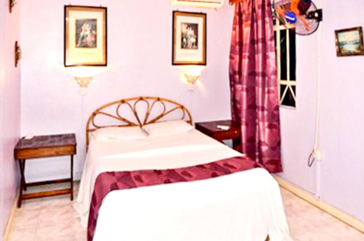 3 bedrooms appartement with shared pool furnished terrace and wifi at Grand Baie 1 km away from the beach - Housity
