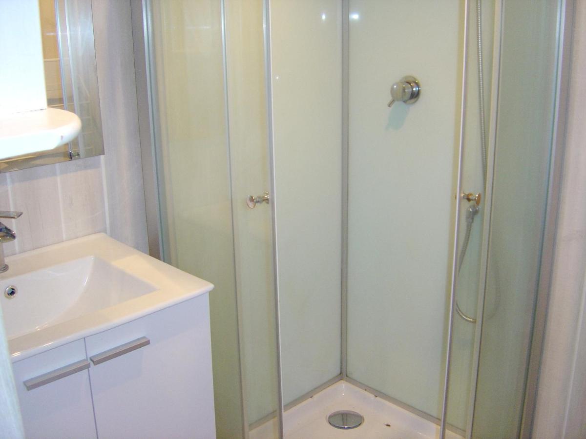 Search - Housity