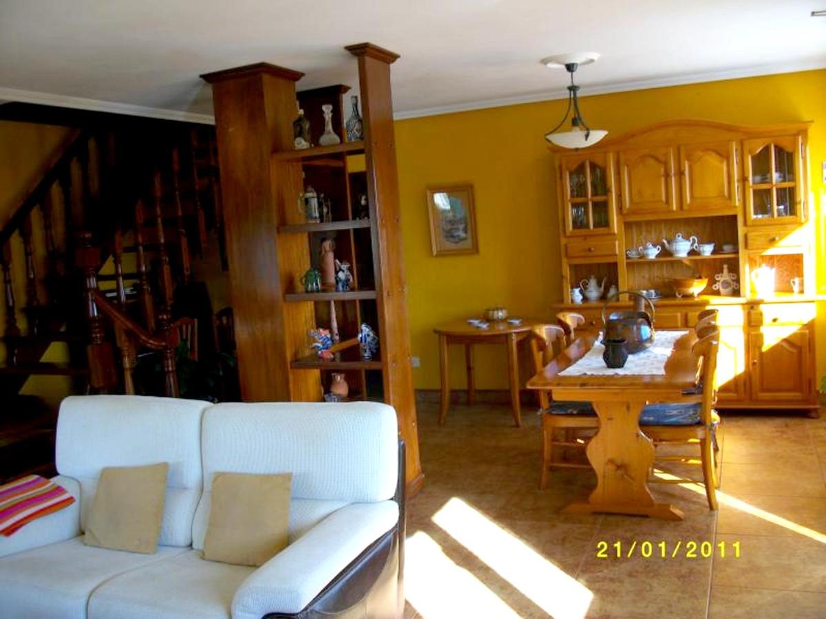 8 bedrooms house at Foz 400 m away from the beach with sea view jacuzzi and enclosed garden - Housity