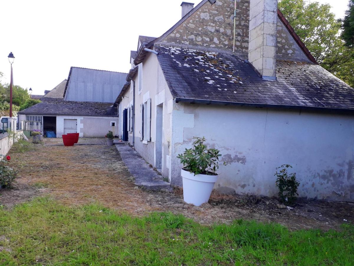 Maison au charme rustique à Luçay-le-Mâle - Housity