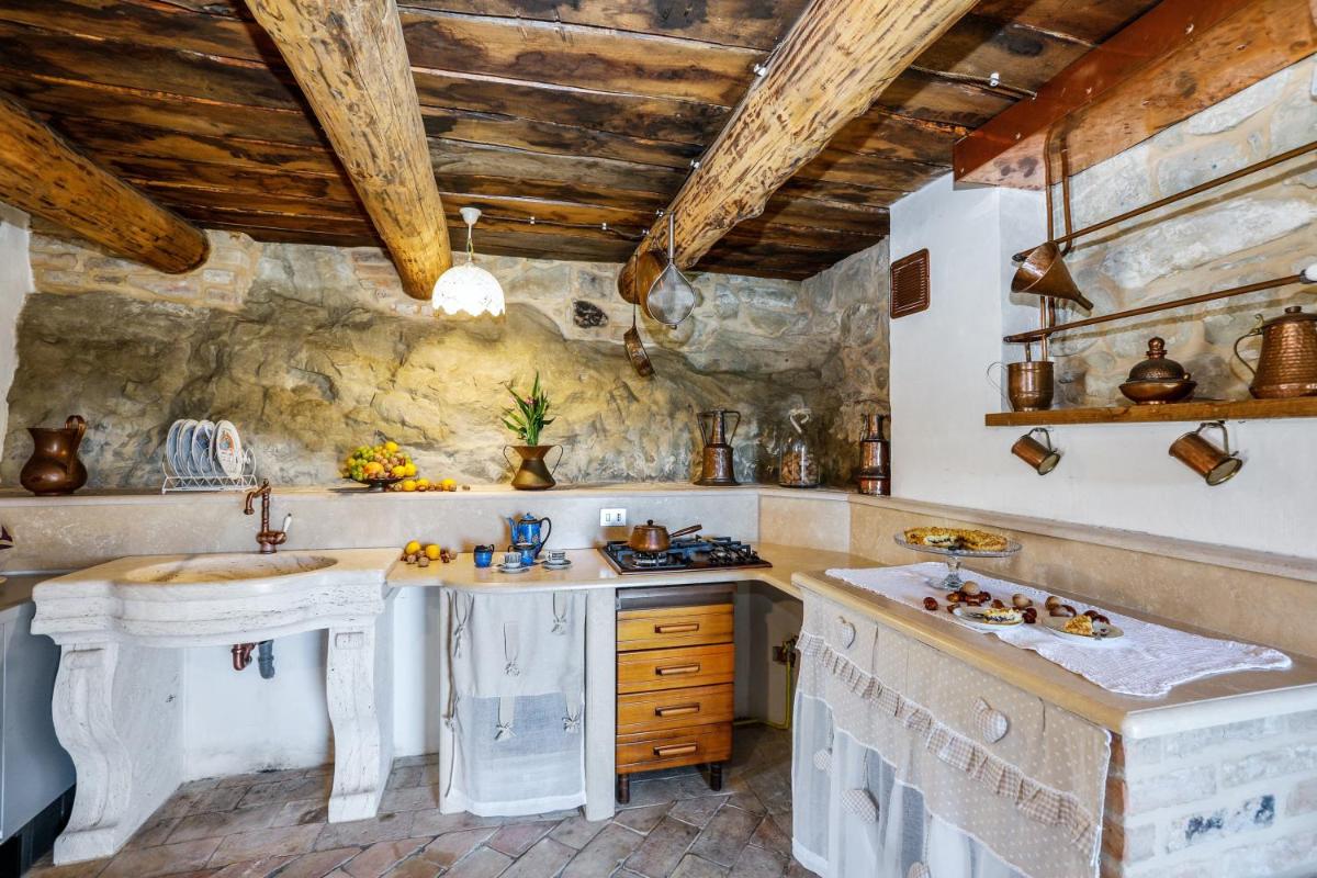 2 bedrooms chalet with jacuzzi and furnished garden at Meschia - Housity